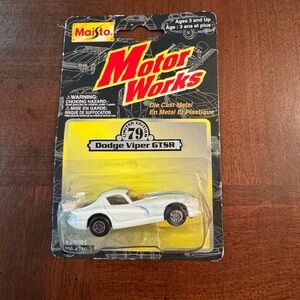 Maisto Motor Workds 1979 Limited Edition Dodge Viper GTSR Die Cast Metal Car